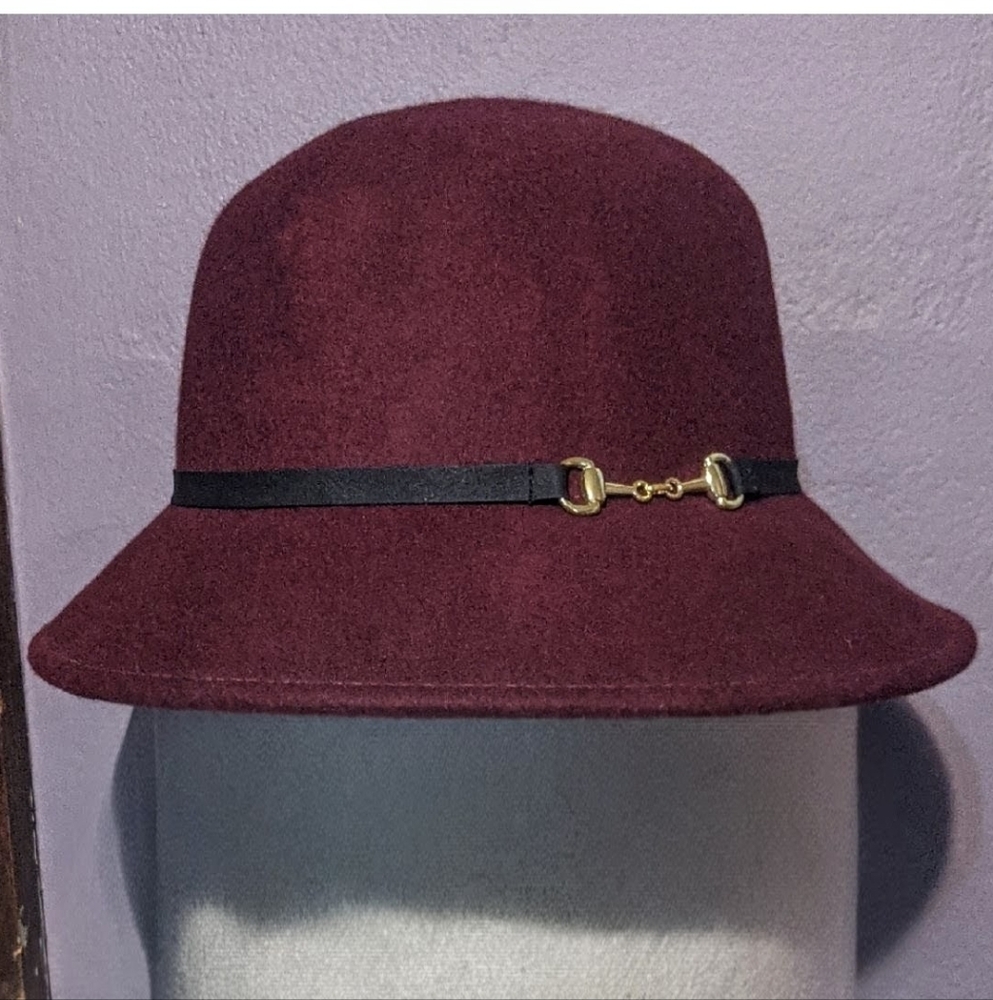 Apt. 9 Burgundy Hat with Black and Gold Accents